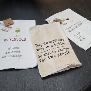 Mud Pie White and Cream Wine Towels Set